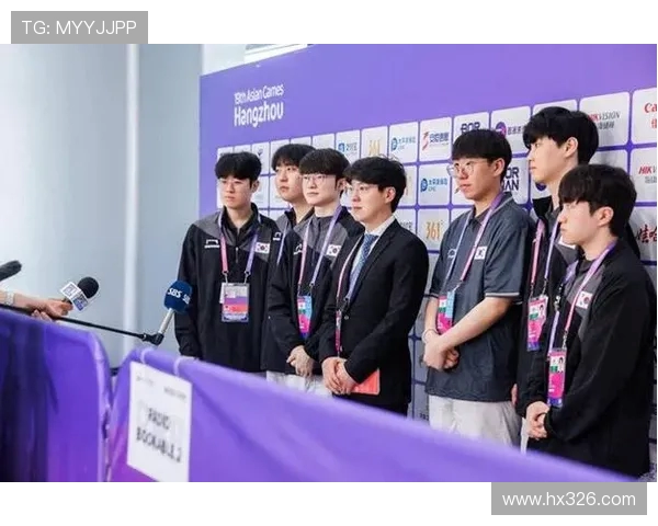 Chovy中单核心战术解析全面剖析团队运转与赛场影响力 Chovy中单核心战术解析全面剖析团队运转与赛场影响力