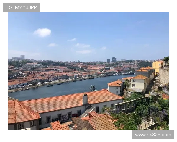 探寻葡萄牙波尔图的历史文化与迷人风光之旅