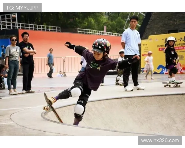 成都极限运动队在滑板精英赛中以66分稳居积分榜首位
