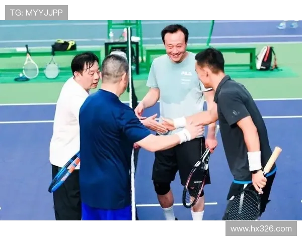 重庆网球队的团队协作揭秘网球巨献背后的默契与拼搏精神 重庆网球队的团队协作揭秘网球巨献背后的默契与拼搏精神