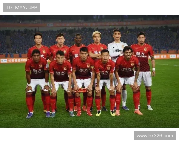 2020年富力与恒大激战回顾球迷热议精彩瞬间与赛后分析